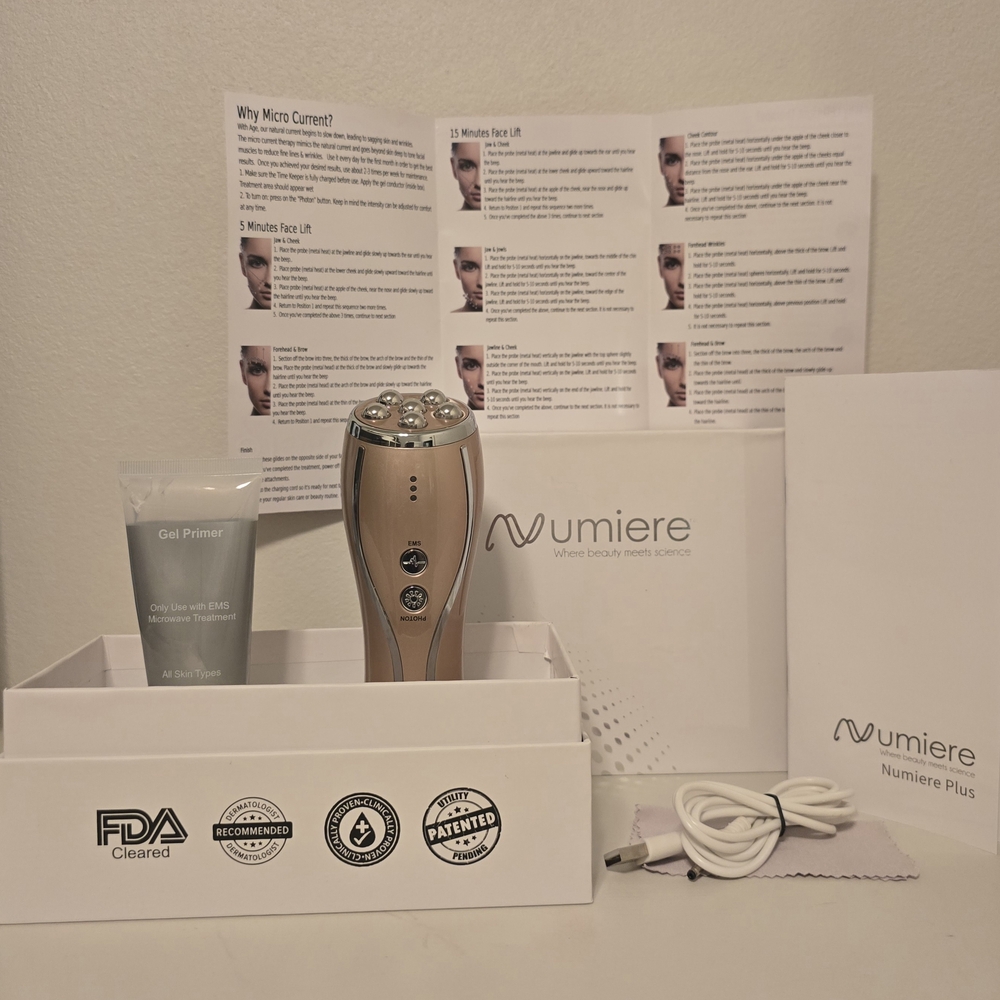 Lumiere Gold Skincare Toning Tool